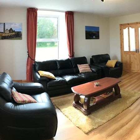 Joes Cottage Droíchead an Chláir Esterno foto